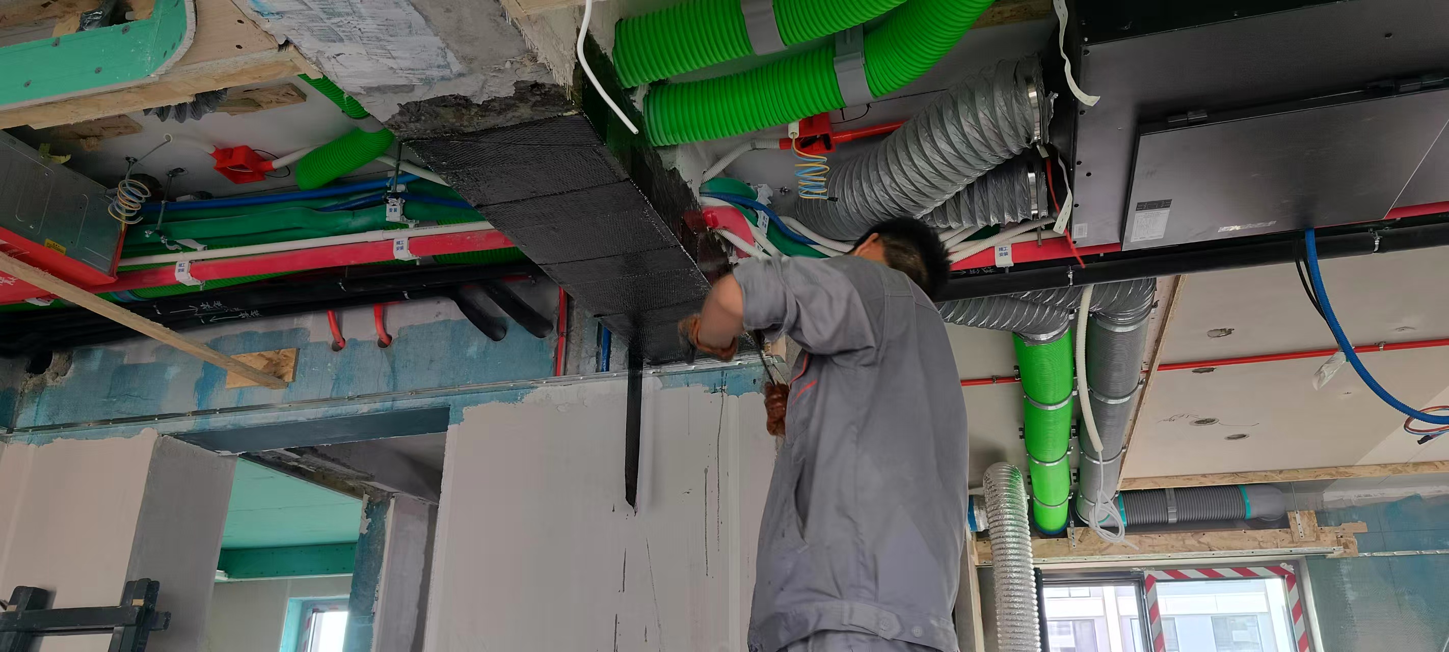 沙市房屋装修工人切断钢筋怎么加固处理